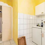 Gordan With Garden, 3 Min Walk To The Apartment *