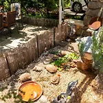 Apartment Gordan With Garden, 3 Min Walk To The *
