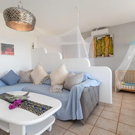 Gordan With Garden, 3 Min Walk To The *