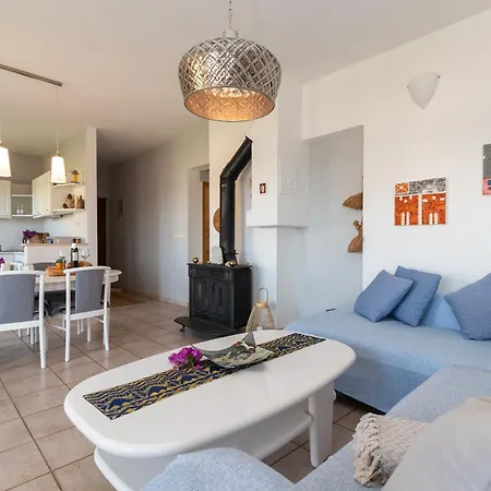 Gordan With Garden, 3 Min Walk To The * Trogir