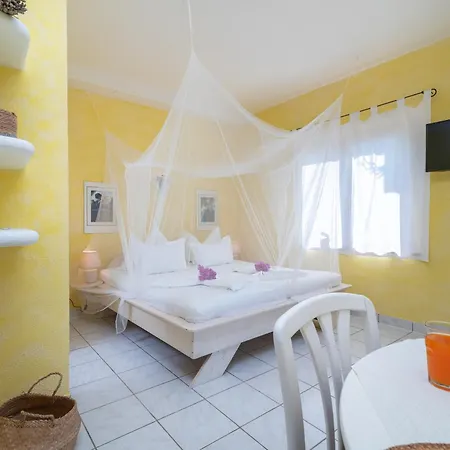 Gordan With Garden, 3 Min Walk To The *