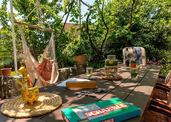 Gordan With Garden, 3 Min Walk To The 아파트 트로기르