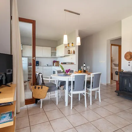 Gordan With Garden, 3 Min Walk To The טרוגיר