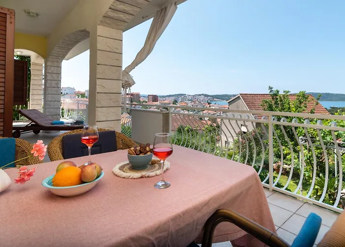 公寓 Gordan With Garden, 3 Min Walk To The