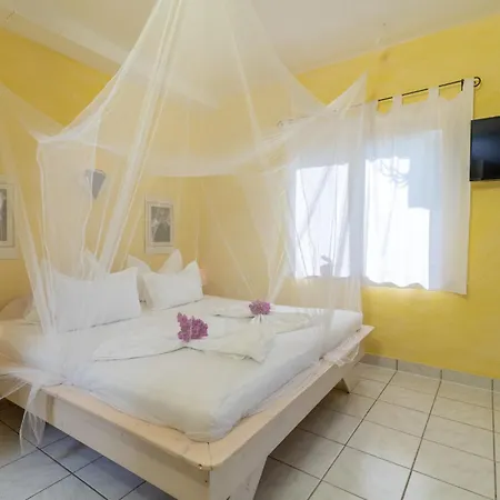 דירה Gordan With Garden, 3 Min Walk To The